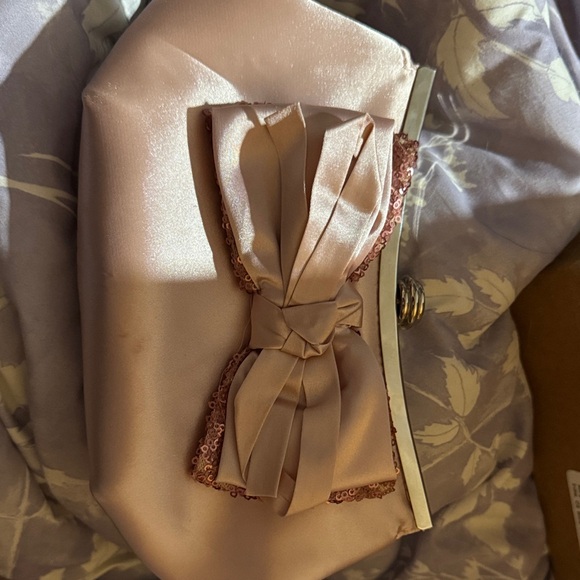 Twice Chic Boutique Handbags - Twice Chic Boutique Satin Pink Clutch with Bow